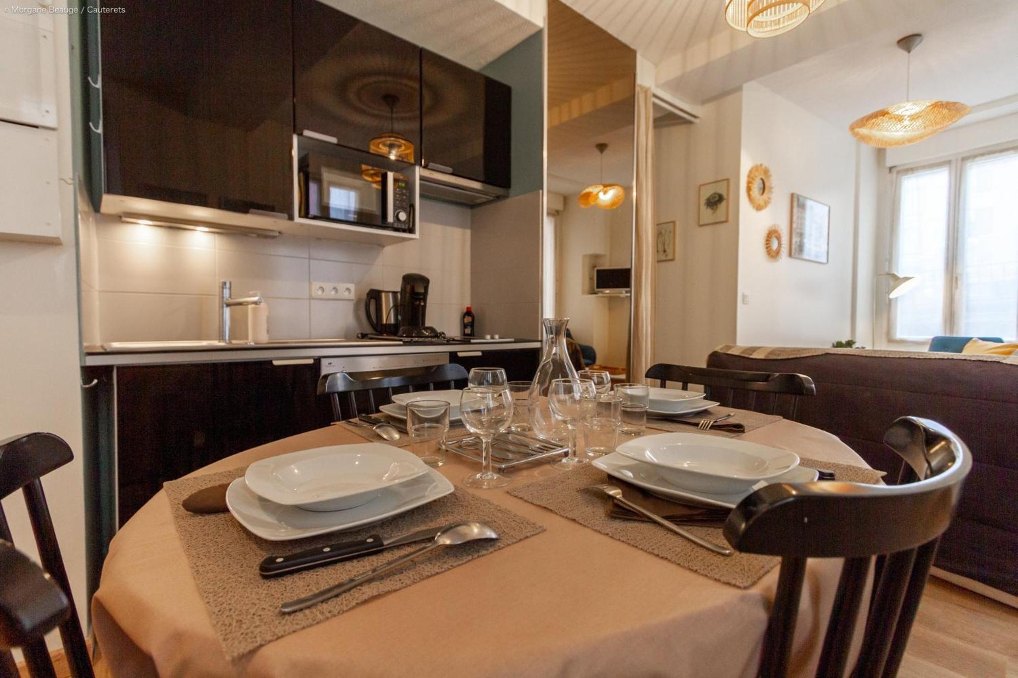 Charmant Appartement Au Calme En Plein Centre Ville Avec Wifi Et Linge De Maison Inclus Cauterets Exteriör bild