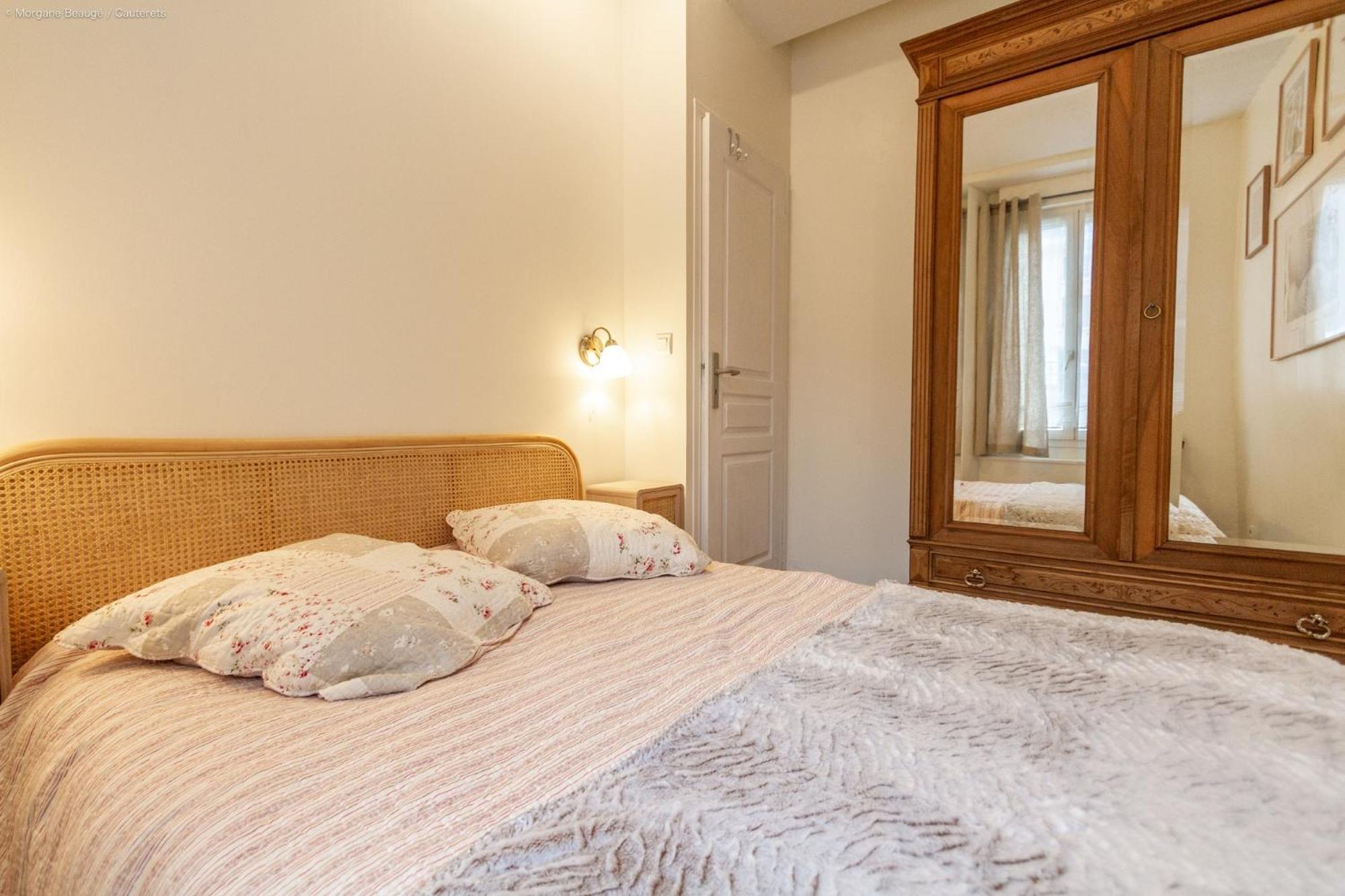 Charmant Appartement Au Calme En Plein Centre Ville Avec Wifi Et Linge De Maison Inclus Cauterets Exteriör bild