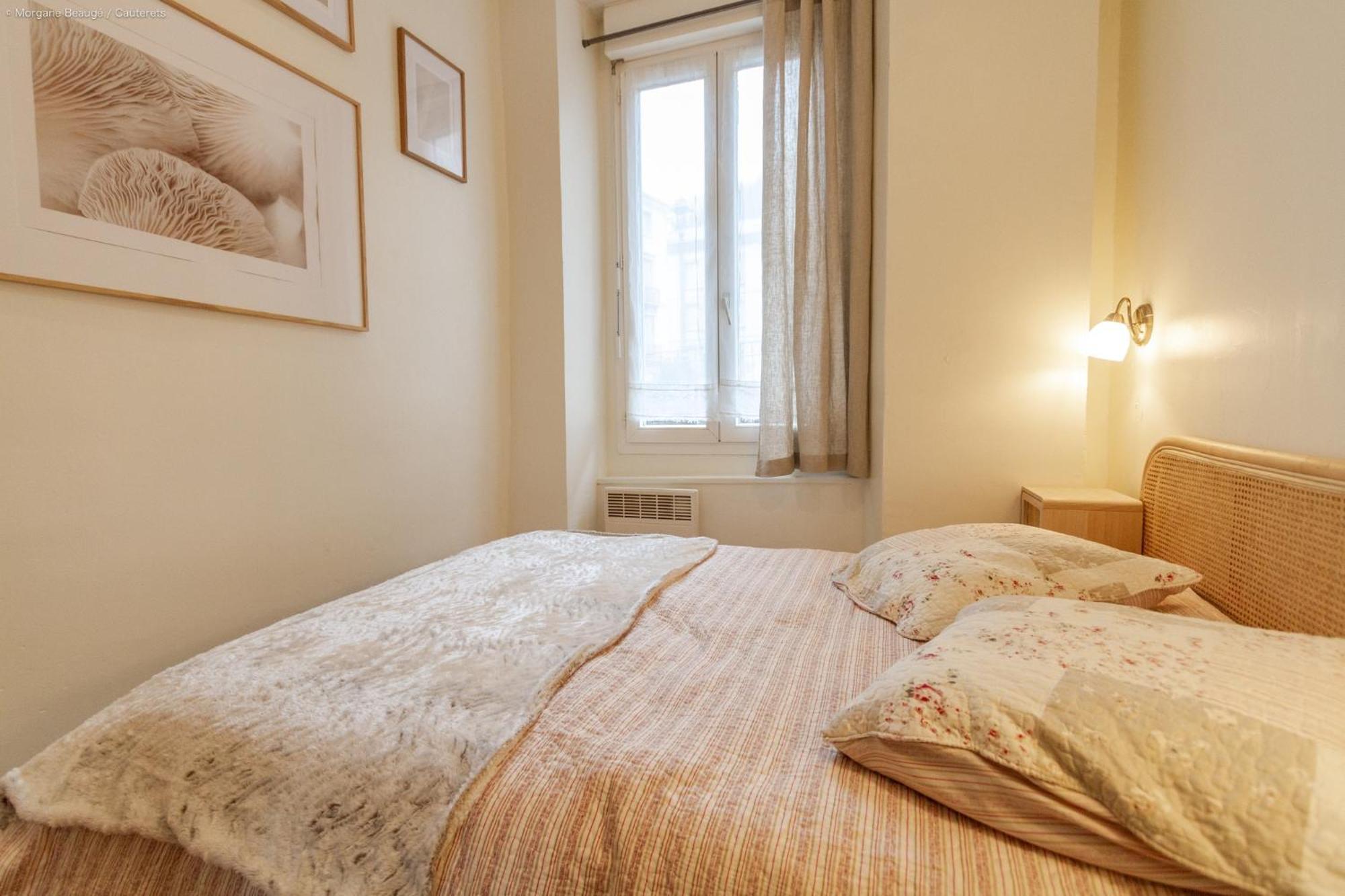 Charmant Appartement Au Calme En Plein Centre Ville Avec Wifi Et Linge De Maison Inclus Cauterets Exteriör bild